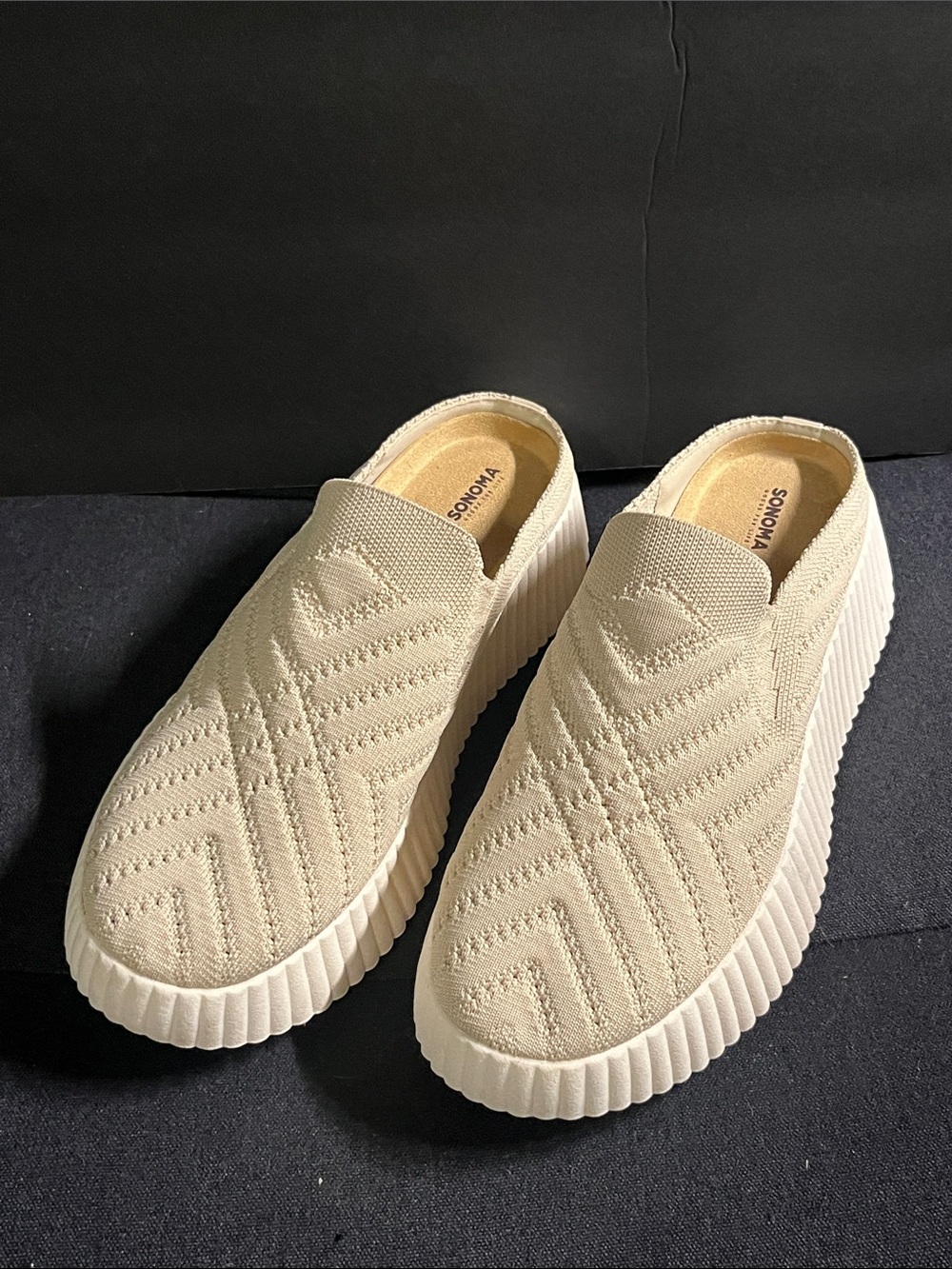 NWOT Sonoma Neutral Taupe Knit Slip-On Platform Clogs 8.5M